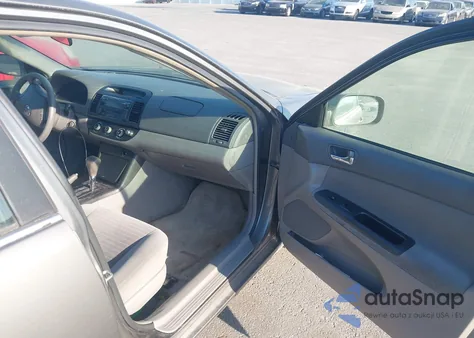 2005 Toyota Camry Le from USA, damaged, VIN 4T1BE32K65U561213